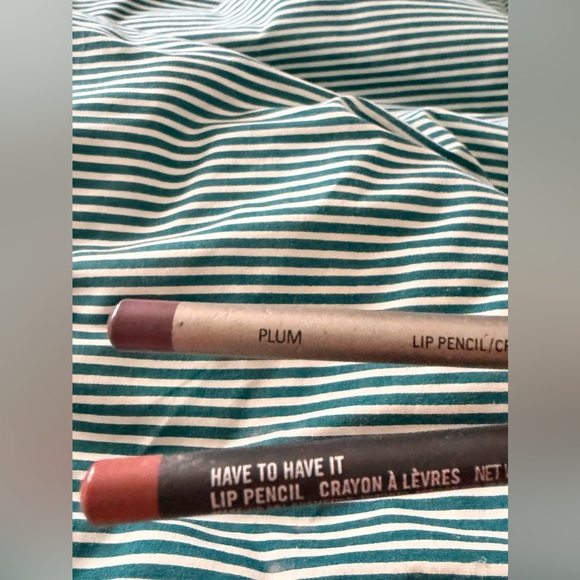 MAC Cosmetics Lipliners - Picture 2 of 2